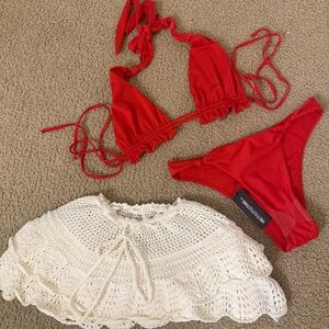 NWT Prettylittlething Red Knot Bikini Set bundled with cute white crochet skirt